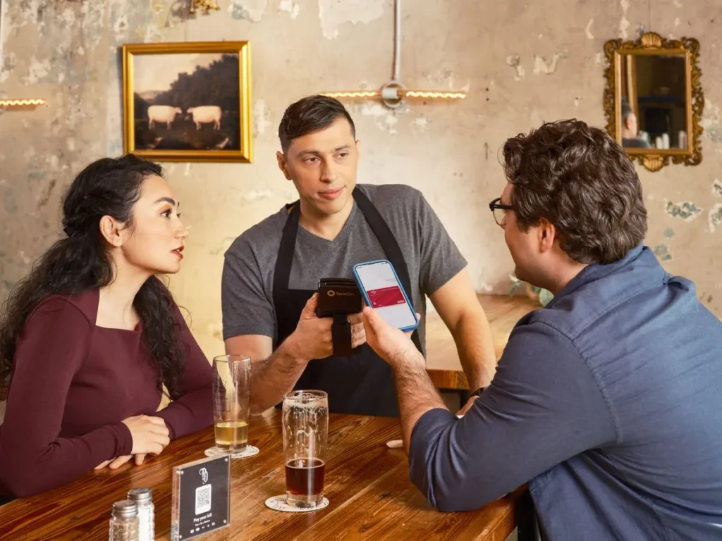 Contactless payment using a smartphone