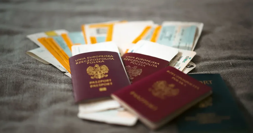 Can Immigrants Get a Credit Card in the U.S.?