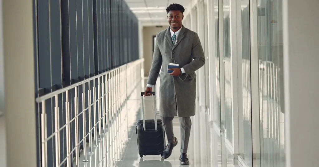 Travel Rewards Cards for Beginners: Wait or Apply?